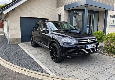 VW Touareg gebraucht kaufen VW Touareg Volkswagen 3.0 V6 TDI Tiptronic Exclusive BMT