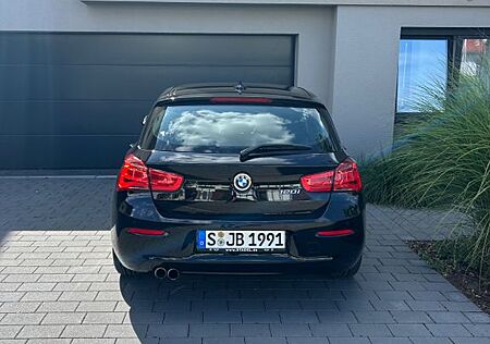 BMW 120i Advantage A Advantage