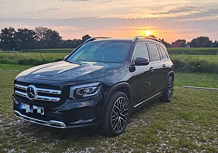 Mercedes-Benz GLB 220 d