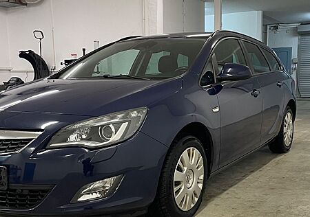 Opel Astra Sports Tourer 1.7 CDTI Design Edition ...
