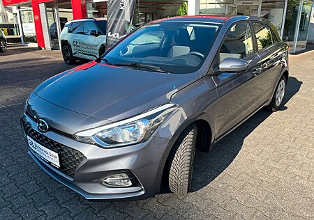 Hyundai i20 Trend, Navi, Kamera, Freisprech. Tempomat
