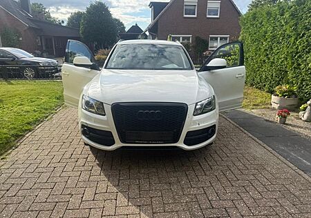 Audi Q5 2.0 TDI S tronic quattro -