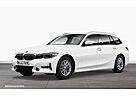 BMW 330e Touring Luxury Line Head-Up HiFi DAB Alarm