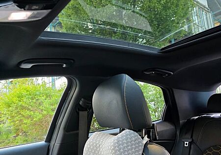 Kia XCeed 1.4 T-GDI Launch Edition Launch Edition