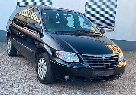 Chrysler Voyager 2.8 CRD Automatik *7-Sitzer mit TÜV