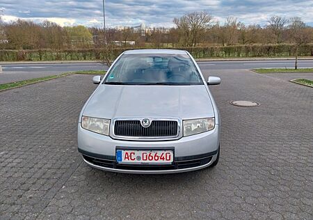 Skoda Fabia 1.4 16V Classic,Tüv Neu