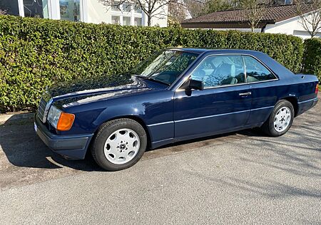 Mercedes-Benz CE 300
