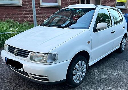VW Polo Volkswagen 1.6 Classic Highline Highline LPG TÜV NEU