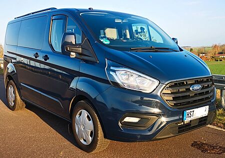 Ford Transit Custom (2018) 8 Sitze, Hohlraumversiegelt