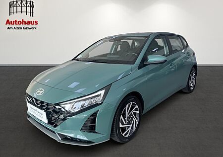 Hyundai i20 TREND KLIMAAUT+NAVI+ALLWETTER+KAMERA+SITZHZG