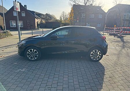 Mazda 2 SKYACTIV-G 115 Sports-Line Sports-Line