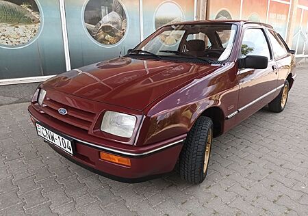 Ford Sierra 1.6 Coupe