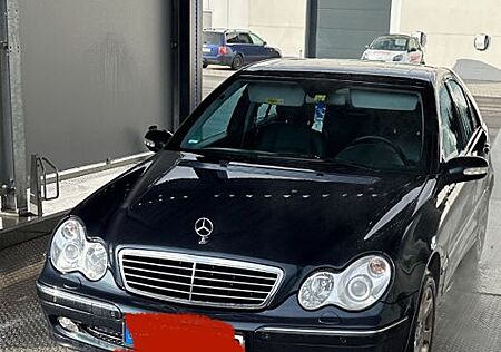 Mercedes-Benz C 320 4MATIC AVANTGARDE Avantgarde