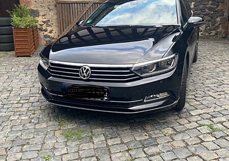 VW Passat Variant Volkswagen 2.0 TDI SCR Highline Variant ...