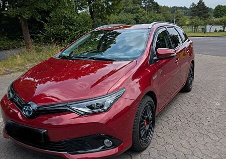 Toyota Auris Touring Sports Touring S. Hybrid 1,8-l...
