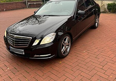 Mercedes-Benz E 350 CDI BlueEFFICIENCY ELEGANCE ELEGANCE