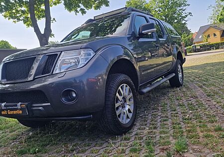 Nissan Navara -Höhergelegt-Rückfahrkamera-LKW Zulassung-