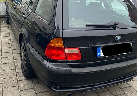 BMW 318i touring -