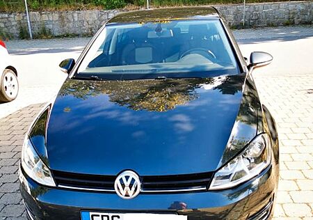 VW Golf Volkswagen 1.2 TSI BMT ALLSTAR ALLSTAR AHK