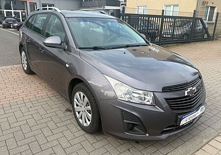 Chevrolet Cruze Station Wagon LS+ TÜV NEU INSP ZAHNRIEMEN NEU