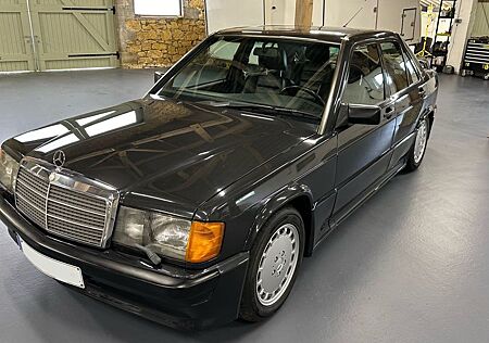 Mercedes-Benz 190 2.5 16v Manual