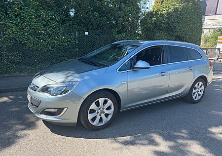 Opel Astra J Sports Tourer Exklusiv+EURO6+STANDHEIZUN