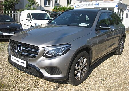 Mercedes-Benz GLC 250 4Matic/19Zoll/LED/Pano/AHK/12TKM