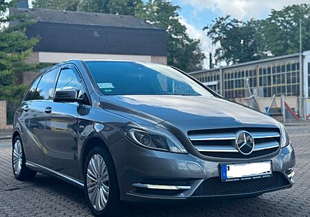 Mercedes-Benz B 180 B180 CDI SITZH KAMERA PDC XENON