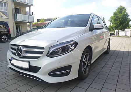 Mercedes-Benz B 180 DCT -