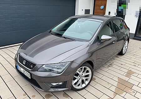 Seat Leon 1.8 TSI FR DSG*Nav*Klima*LED*Scheckheft*1.Hand
