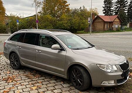 Skoda Superb 1.8 TSI 4x4 Elegance Combi Elegance