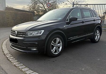 VW Tiguan Volkswagen 2.0 TDI SCR 140kW DSG BMT 4MOT R line