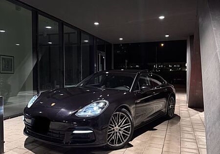 Porsche Panamera 4 E-Hybrid Executive Executive