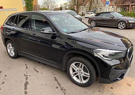 BMW X1 Baureihe sDrive 18 d Advantage