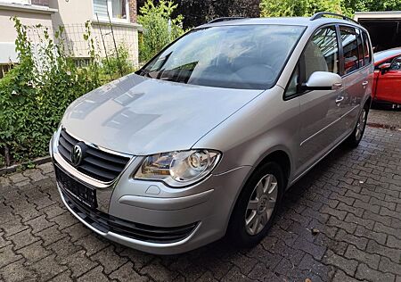 VW Touran Volkswagen United 1,9 TDI 7-Sit.Kupplung+Service Neu