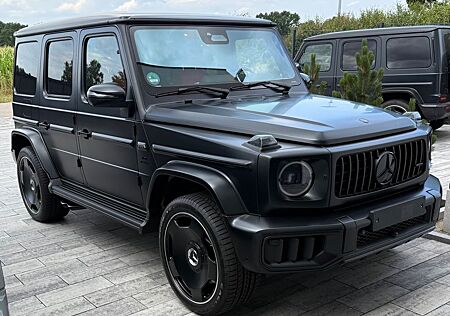 Mercedes-Benz G 63 AMG Voll-Austattung sof.schwarz-matt rot-Le