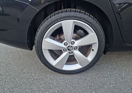 Skoda Fabia 1.2l TSI DSG 81kW Style Combi Style