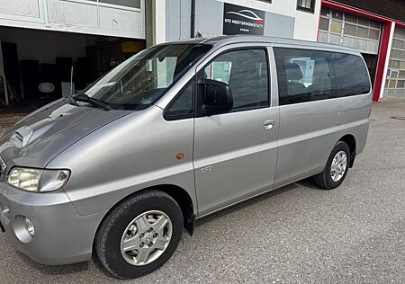 Hyundai H-1 Starex 2.5TD , 6 Sitzer , Klima