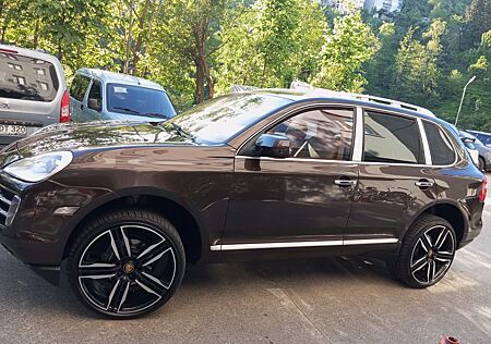 Porsche Cayenne Diesel -