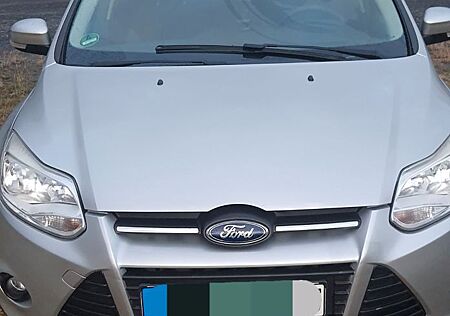 Ford Focus 1,6 Automatik | Sitzheizung, Tempomat