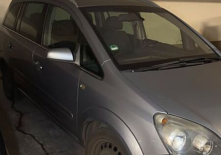 Opel Zafira 1.9 CDTI 88kW -