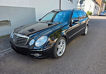 Mercedes-Benz E 500 T AVANTGARDE 7G 388PS