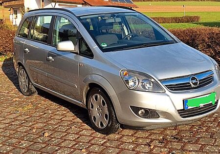 Opel Zafira 1.8 Family Family