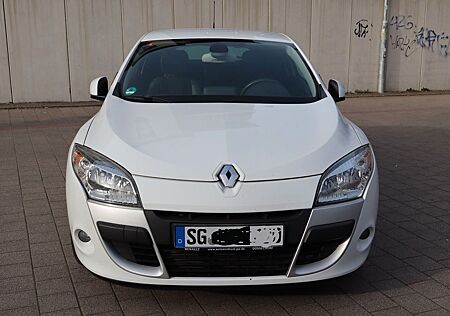 Renault Megane Coupé 1.6 Benziner (102 PS)