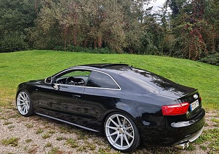Audi S5 v8 4.2 FSI quattro