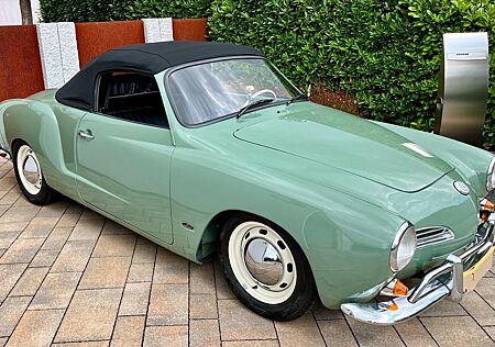 VW Karmann Ghia Volkswagen Cabrio
