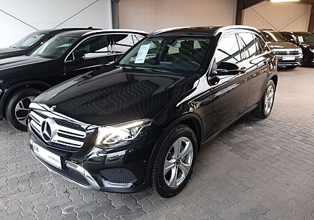 Mercedes-Benz GLC 220 d 4 Matic AHK Kamera LED