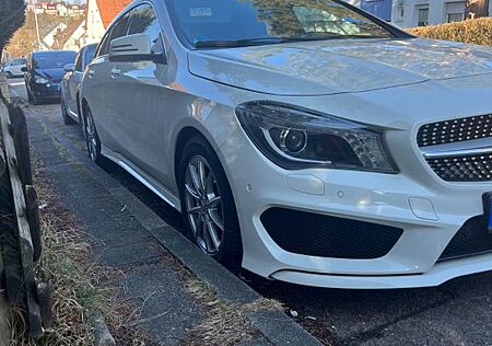 Mercedes-Benz CLA 200 Shooting Brake CLA 200 d 4MATIC DCT ...