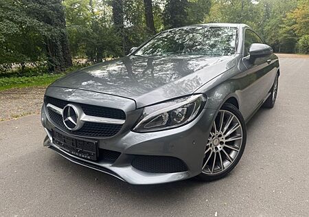 Mercedes-Benz C 200 gebraucht kaufen Mercedes-Benz C 200 Coupe 19 AMG Super Optik