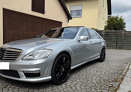 Mercedes-Benz S 500 4MATIC L - 5,5 Liter|Langversion|Massage